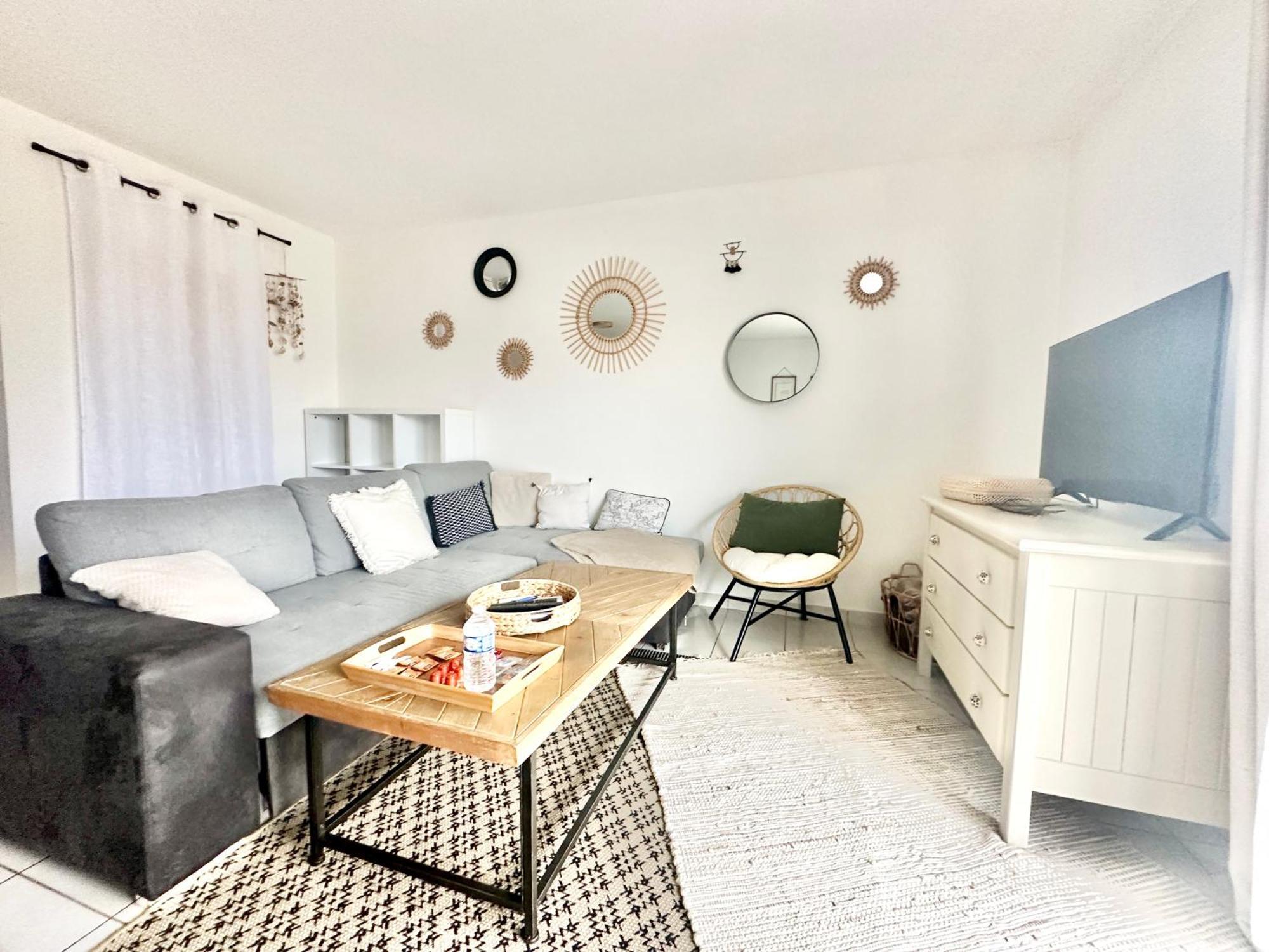L'Arsene, Un Cocon Avec Terrasse Apartment Panazol Luaran gambar