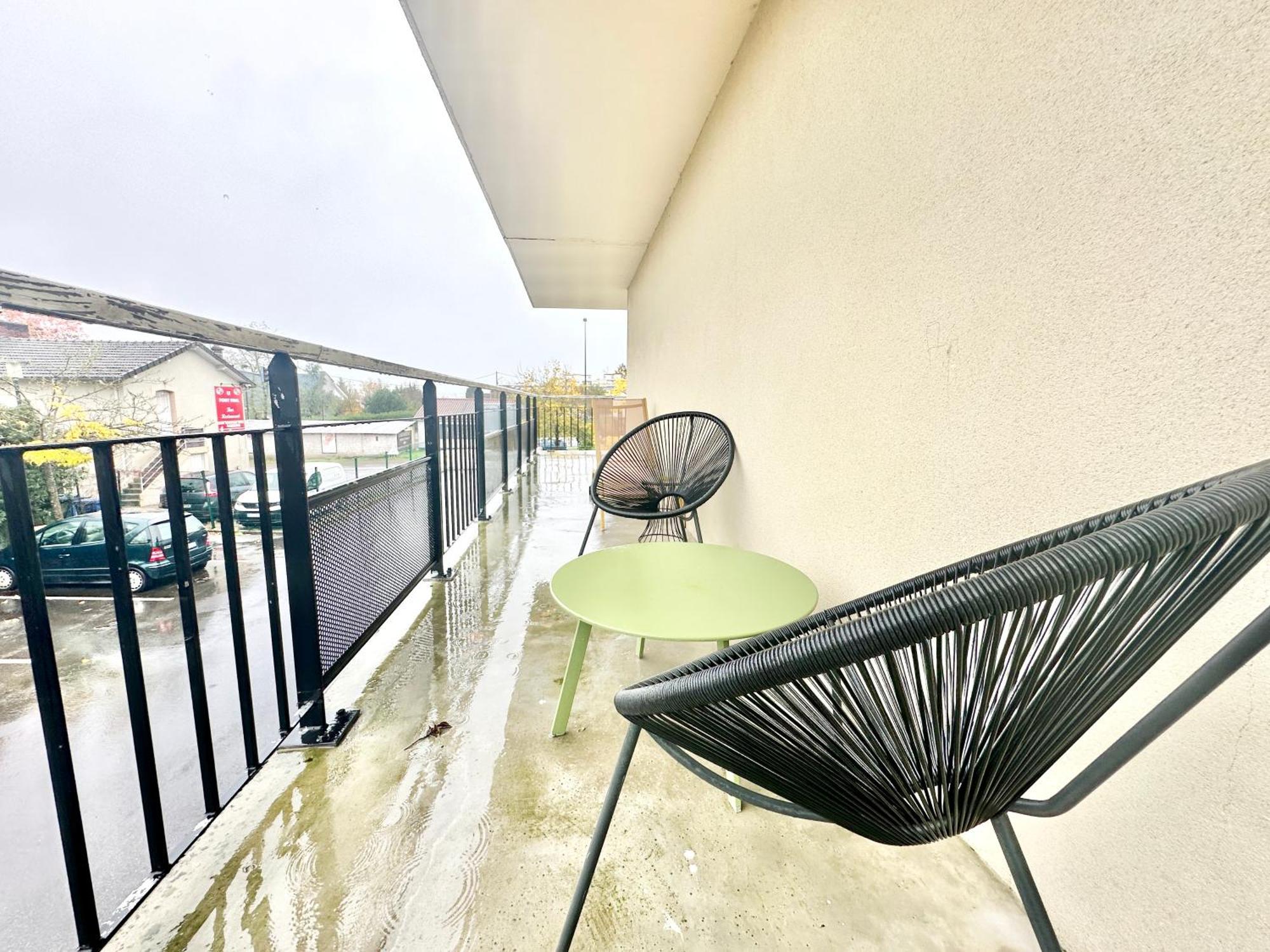 L'Arsene, Un Cocon Avec Terrasse Apartment Panazol Luaran gambar