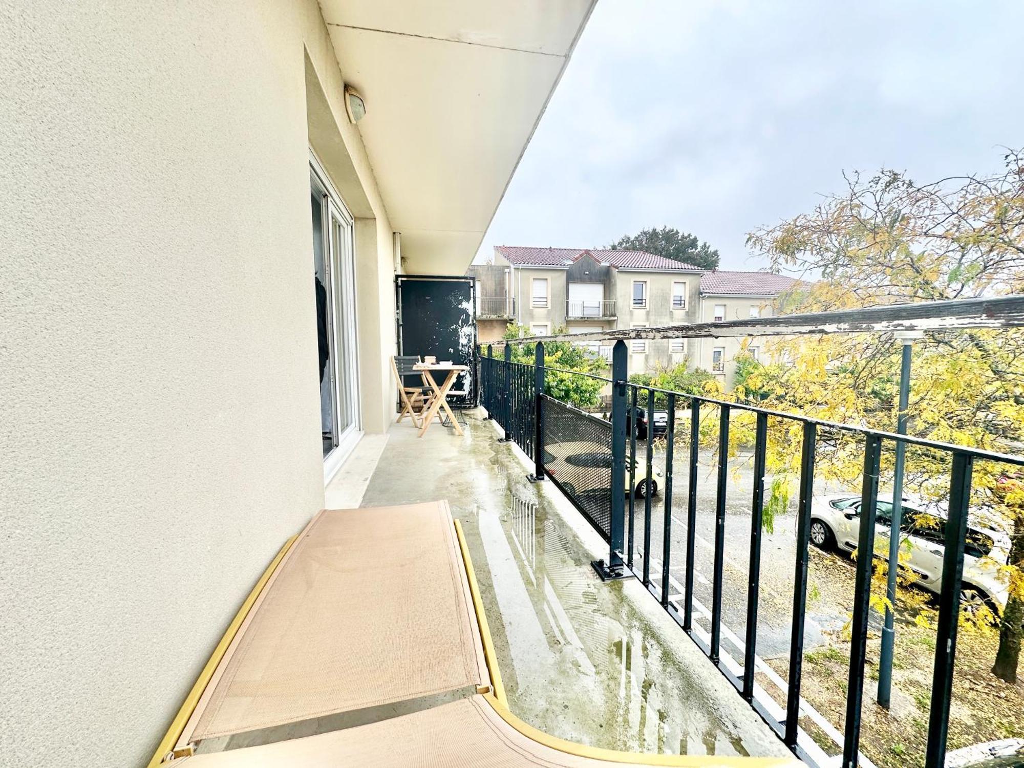 L'Arsene, Un Cocon Avec Terrasse Apartment Panazol Luaran gambar